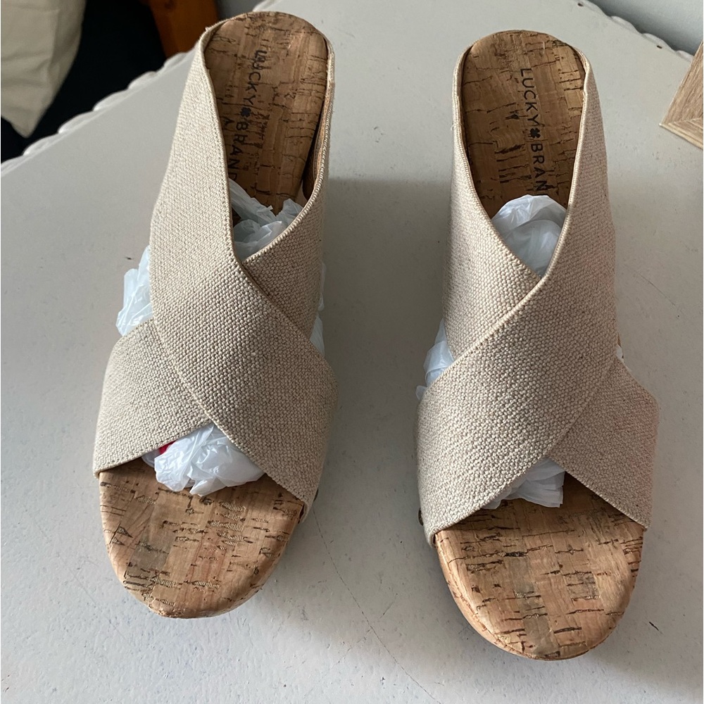 Lucky Brand Myjayla slip on cork wedges. Sz8